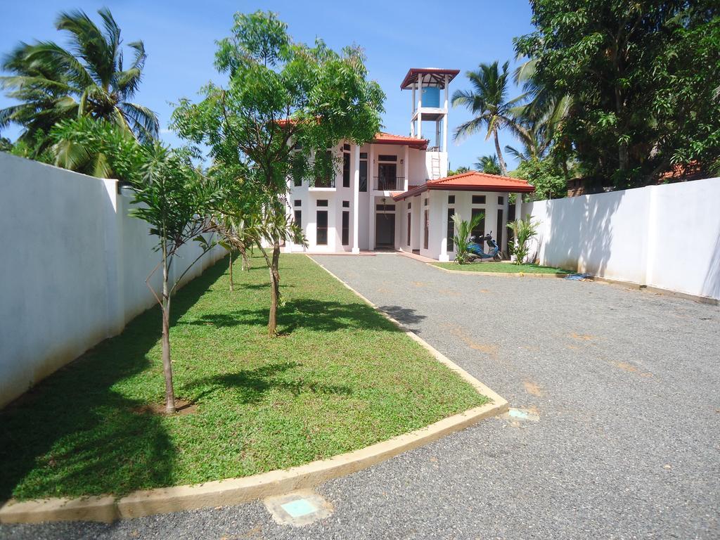 Amawin Resort Hambantota Luaran gambar